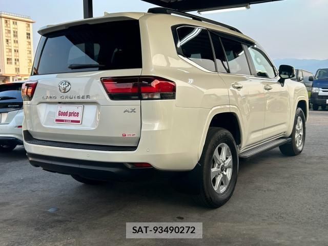 Toyota LAND CRUISER 2024-09 8551062-13