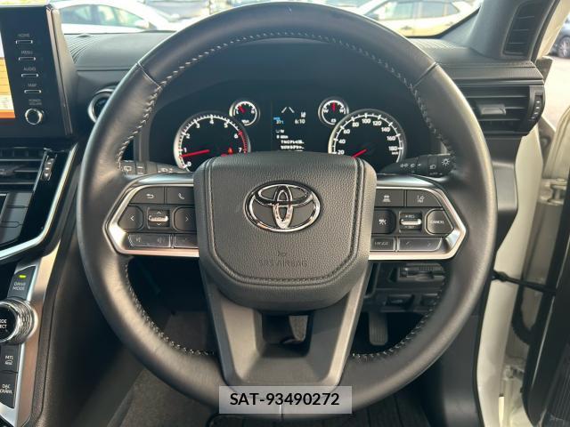 Toyota LAND CRUISER 2024-09 8551062-17