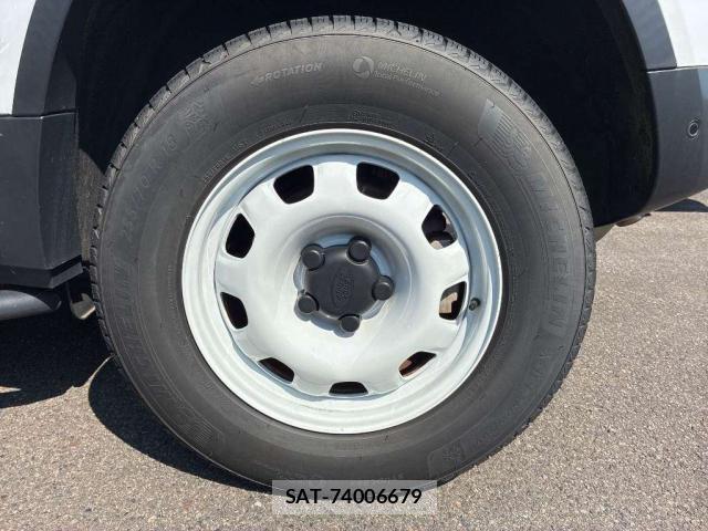 Land Rover DEFENDER 2022-03 8547921-5