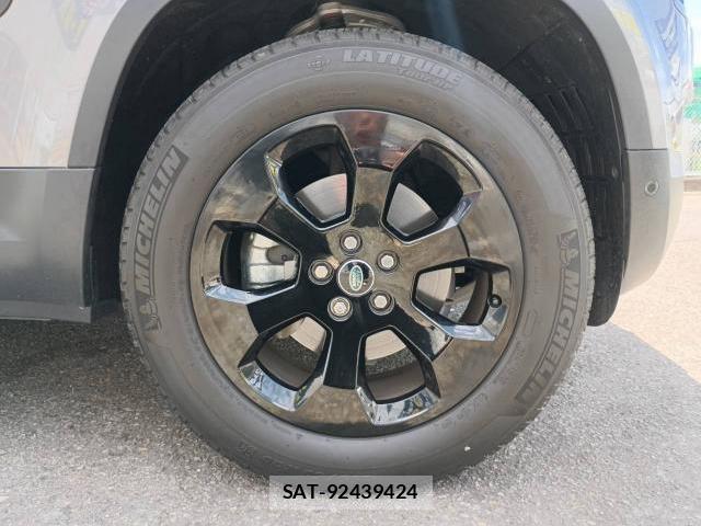 Land Rover DEFENDER 2021-05 8551913-17