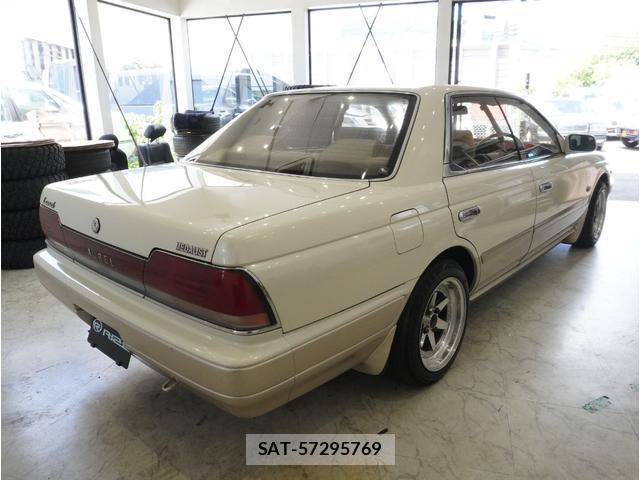 Nissan LAUREL 1991-06 8549788-15