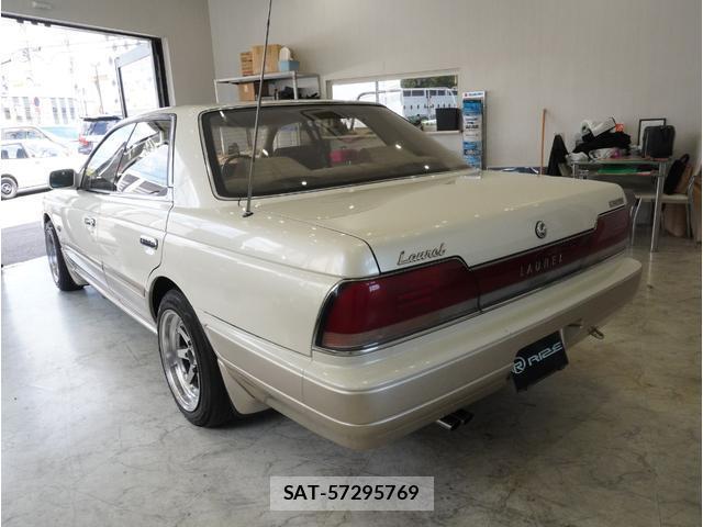 Nissan LAUREL 1991-06 8549788-16