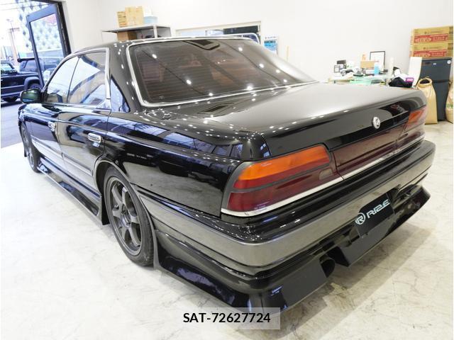 Nissan LAUREL 1989-09 8549790-17