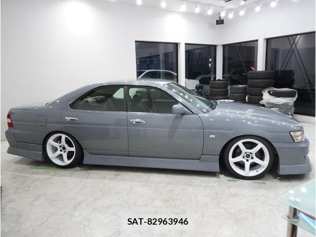 Nissan LAUREL 2000-12 8549793-2