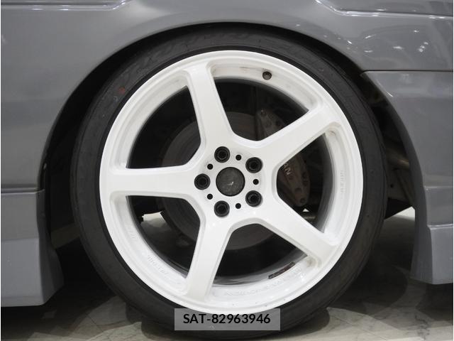 Nissan LAUREL 2000-12 8549793-9