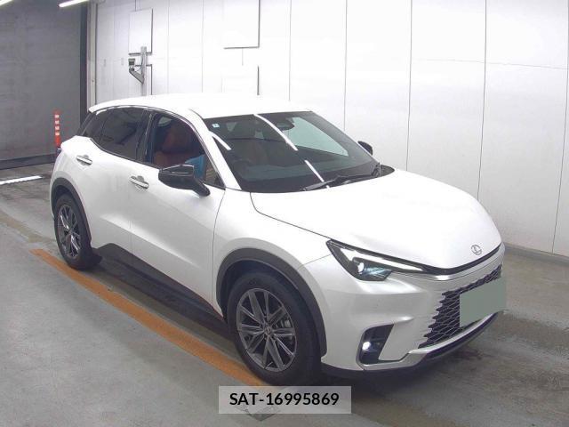 Lexus LBX 2024-03 8547785-4