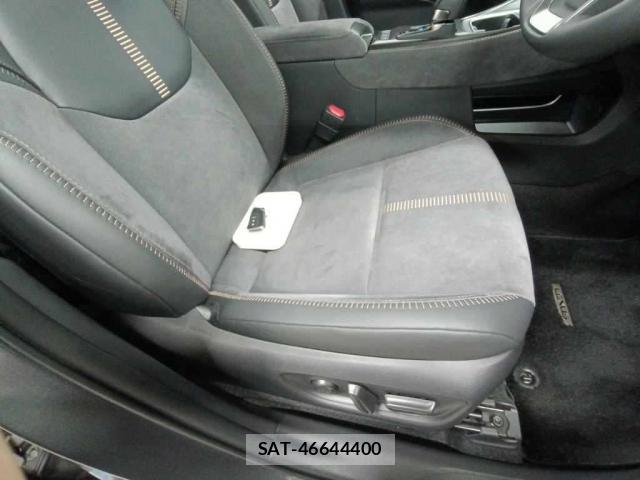 Lexus LBX 2025-05 8547810-10