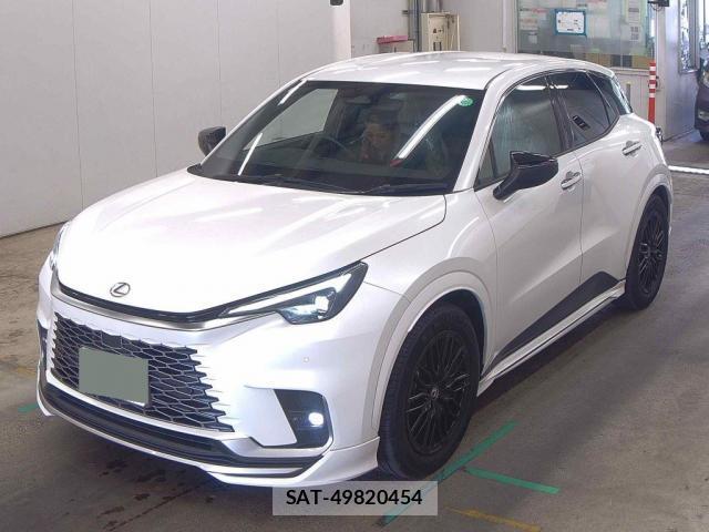 Lexus LBX 2024-11 8547882-3