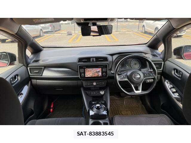 Nissan LEAF 2018 8548952-4