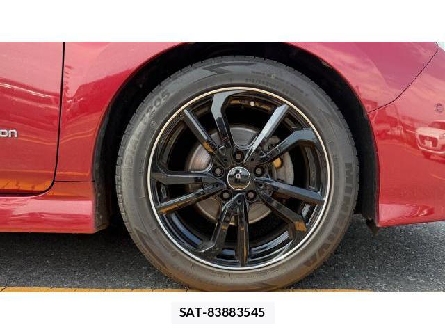 Nissan LEAF 2018 8548952-9