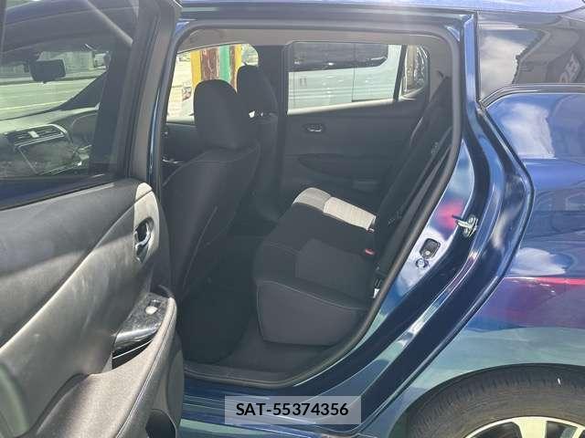 Nissan LEAF 2022-07 8549092-5
