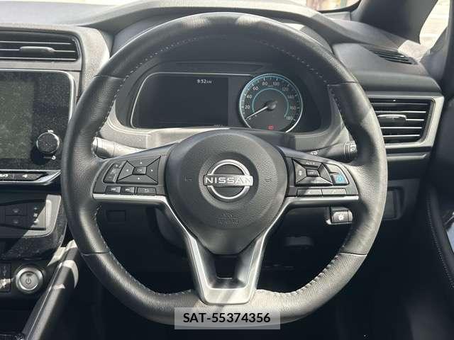Nissan LEAF 2022-07 8549092-7