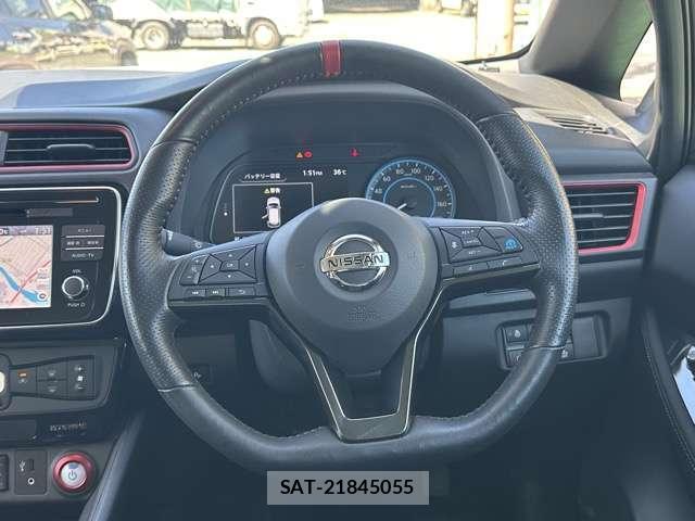 Nissan LEAF 2018-08 8549105-7