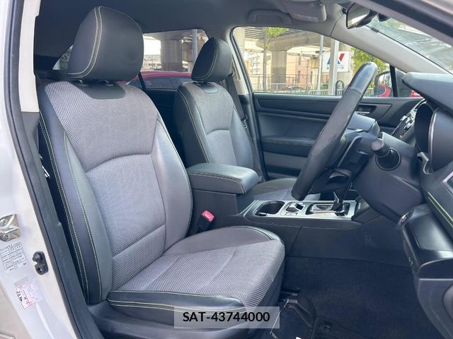 Subaru OUTBACK 2019-07 8547149-9