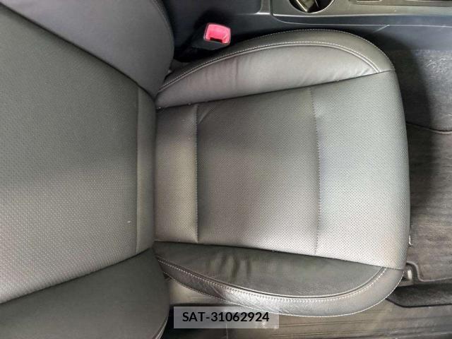 Subaru OUTBACK 2018-11 8547937-9
