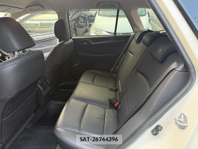 Subaru OUTBACK 2014-12 8551877-14
