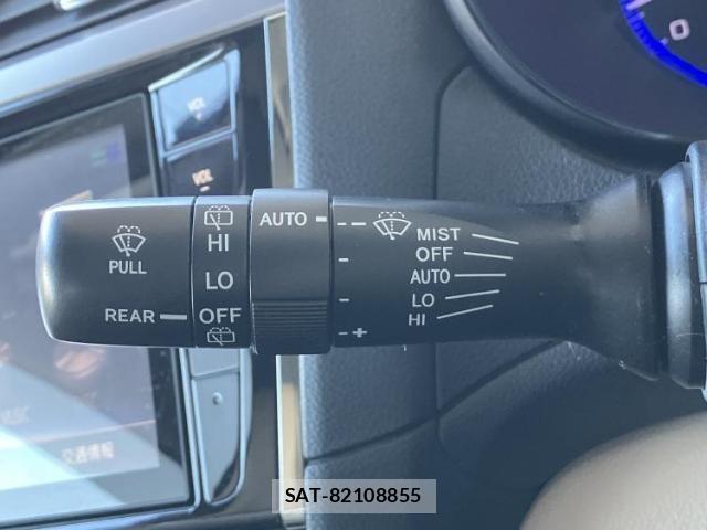 Subaru OUTBACK 2017-01 8552552-14