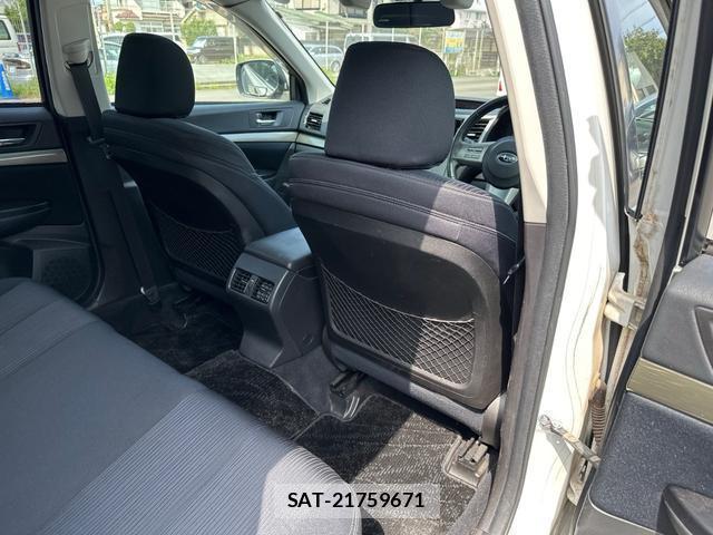 Subaru LEGACY TOURING WAGON 2011-07 8546175-13