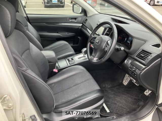 Subaru LEGACY TOURING WAGON 2013-06 8552271-3