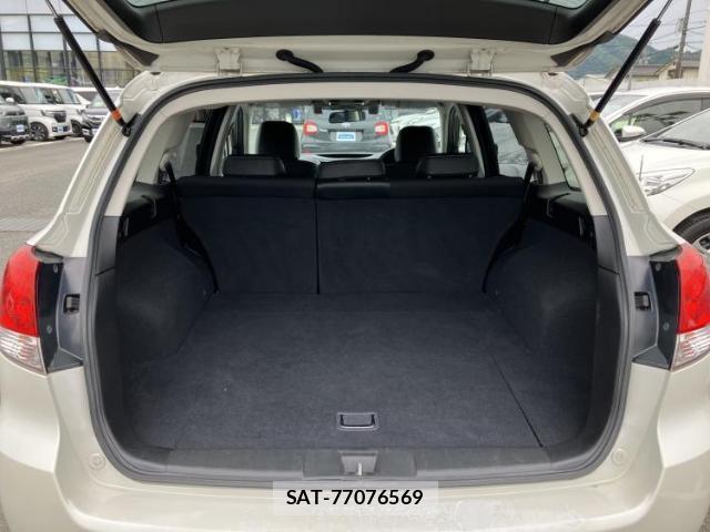 Subaru LEGACY TOURING WAGON 2013-06 8552271-7
