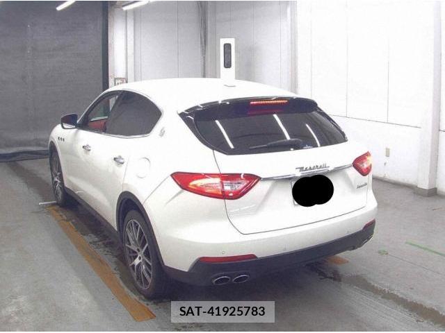 Maserati LEVANTE 2017-02 8548623-1