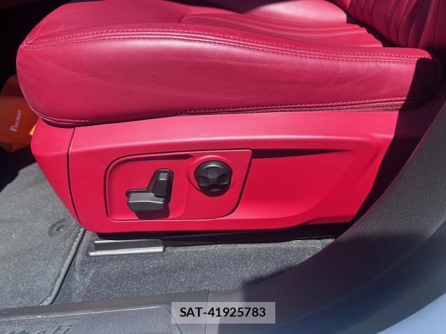 Maserati LEVANTE 2017-02 8548623-12