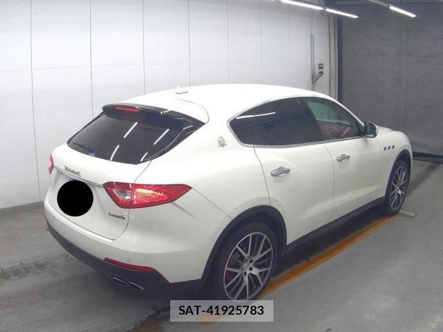 Maserati LEVANTE 2017-02 8548623-4