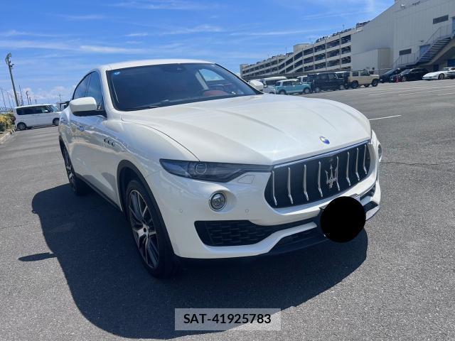 Maserati LEVANTE 2017-02 8548623-6
