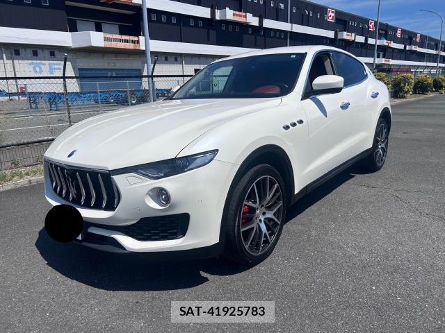 Maserati LEVANTE 2017-02 8548623-7