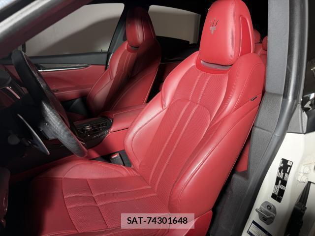 Maserati LEVANTE 2017-11 8548719-4