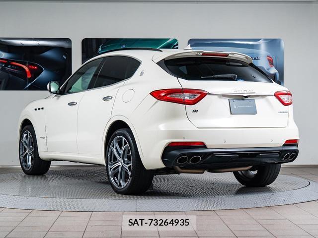Maserati LEVANTE 2019-05 8550040-16
