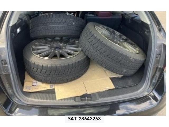 Subaru LEVORG 2018-03 8547941-3