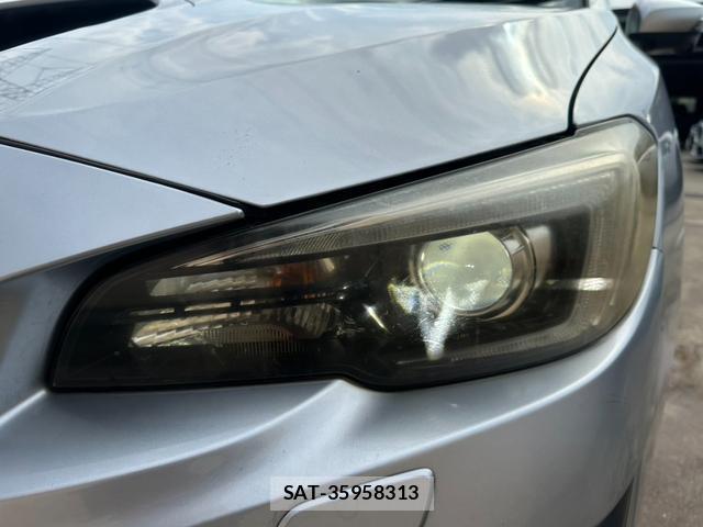 Subaru LEVORG 2018-09 8552039-17