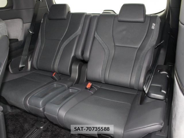 Lexus LM 2025-06 8548728-11