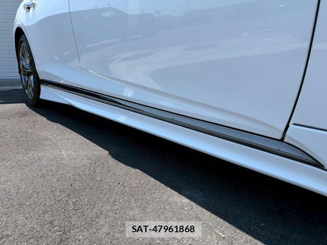 Lexus LS 2018-12 8545826-13