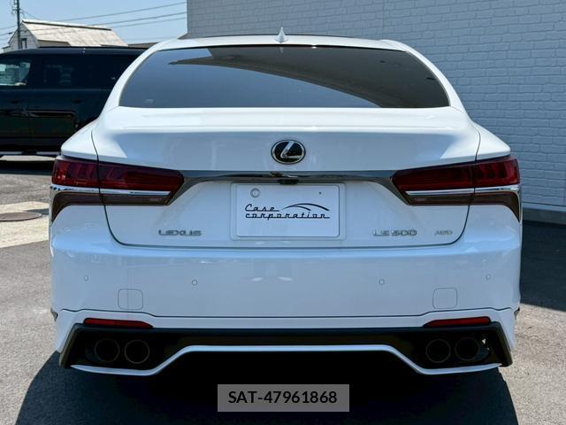 Lexus LS 2018-12 8545826-7