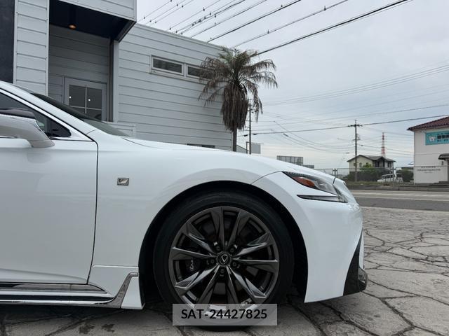 Lexus LS 2019-02 8545911-15