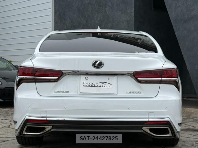 Lexus LS 2019-02 8545911-3