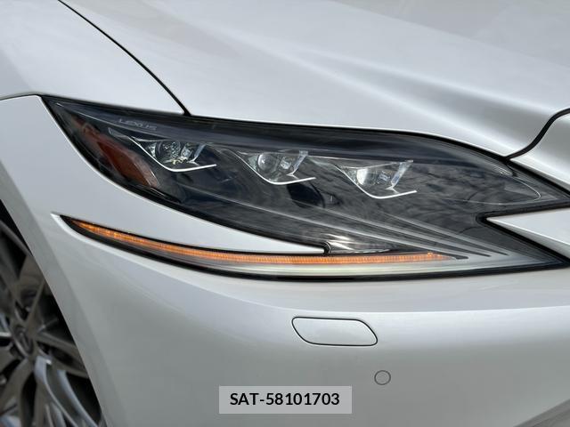 Lexus LS 2018-07 8545923-10