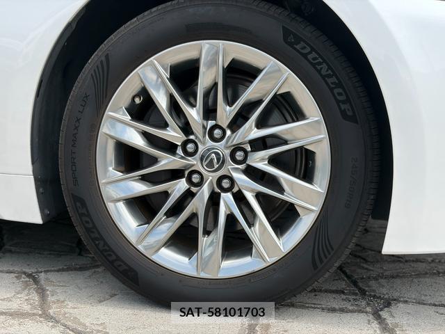 Lexus LS 2018-07 8545923-14