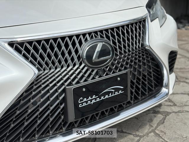 Lexus LS 2018-07 8545923-7