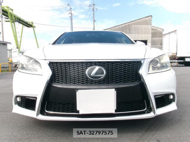 Lexus LS 2013-08 8547609-9