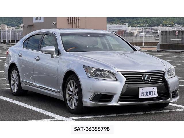 Lexus LS 2013 8548900-11