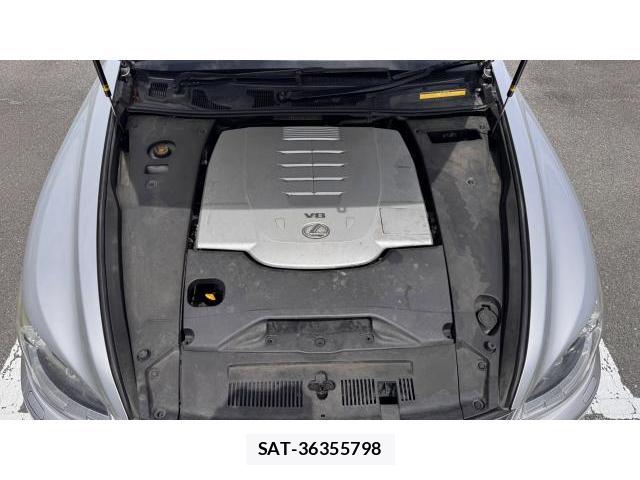 Lexus LS 2013 8548900-9