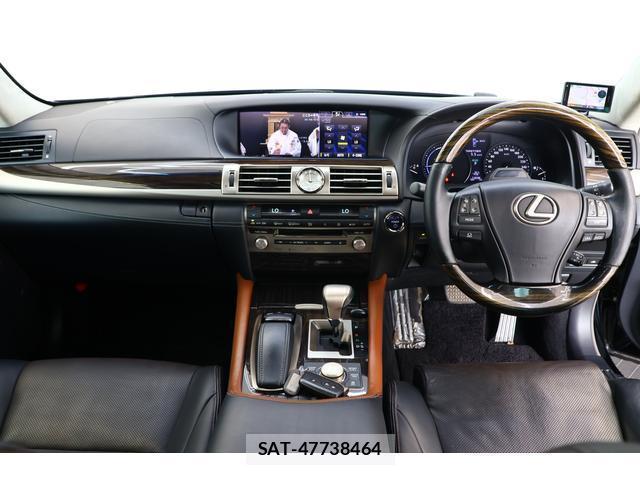 Lexus LS 2013-02 8551246-1