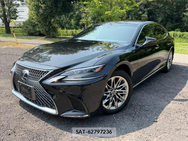 Lexus LS 2018-06 8551626-0