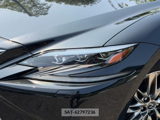 Lexus LS 2018-06 8551626-4