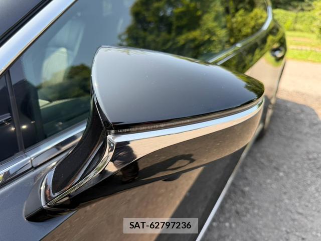 Lexus LS 2018-06 8551626-8