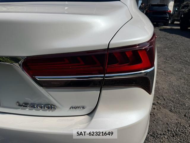 Lexus LS 2017-11 8551630-13