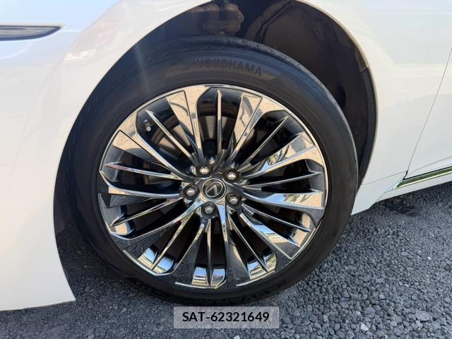 Lexus LS 2017-11 8551630-7